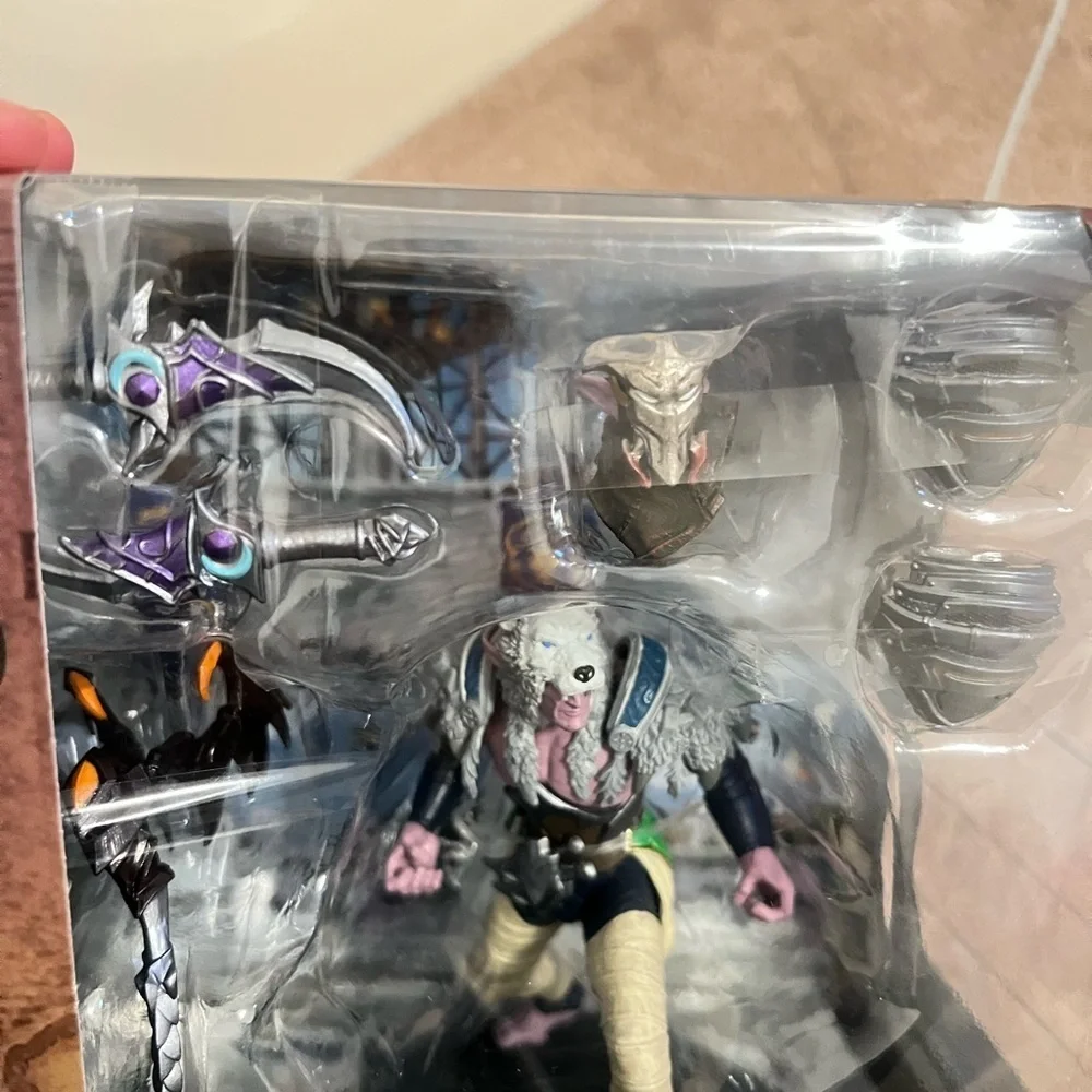 McFarlane Toys World of‎ Warcraft Night Elf:Druid Rogue Action Figure Rare Games